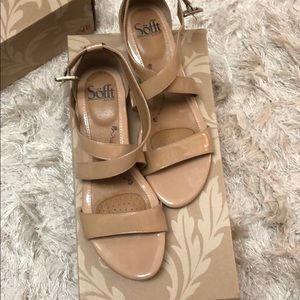 sofft innis wedge sandal